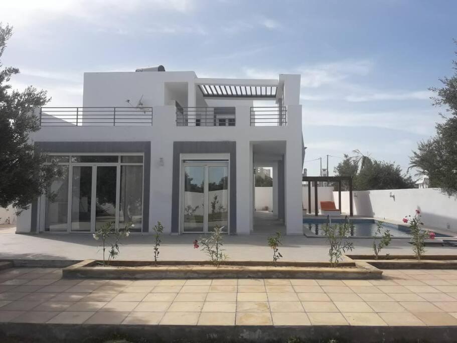 Magnifique Villa Avec Piscine Sur L'Ile De Djerba Pour Vacances Arkou Экстерьер фото