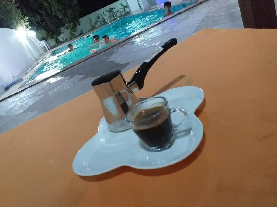 Magnifique Villa Avec Piscine Sur L'Ile De Djerba Pour Vacances Arkou Экстерьер фото