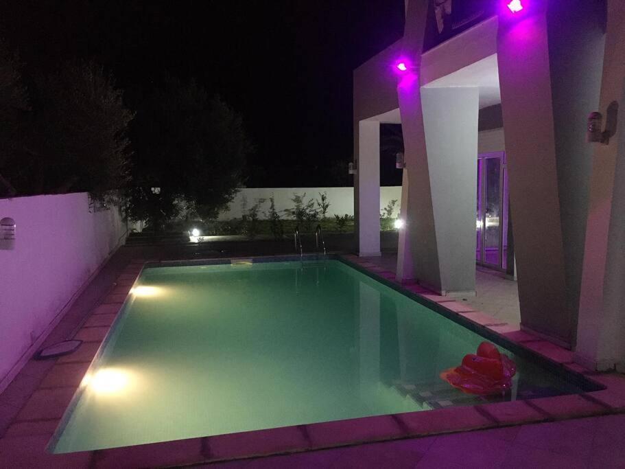 Magnifique Villa Avec Piscine Sur L'Ile De Djerba Pour Vacances Arkou Экстерьер фото